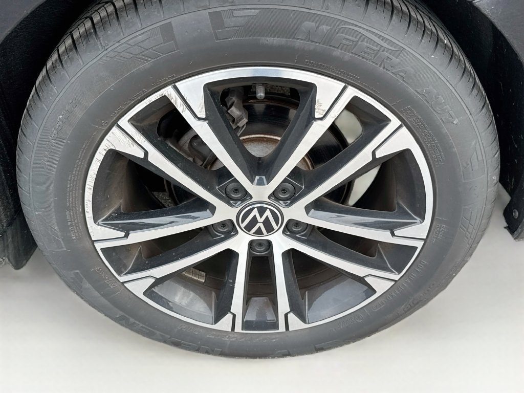 Certified 2026 Volkswagen Jetta Sport FWD image 31
