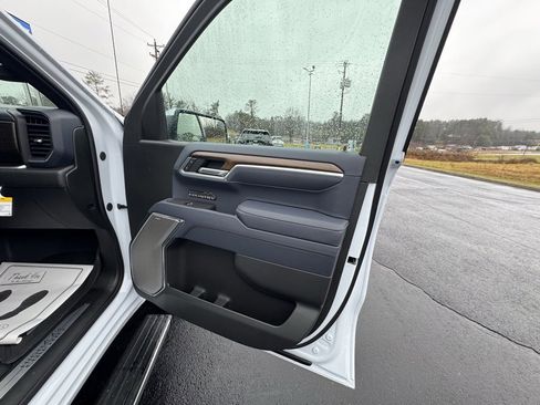 New 2026 Chevrolet Silverado 1500 High Country image 21