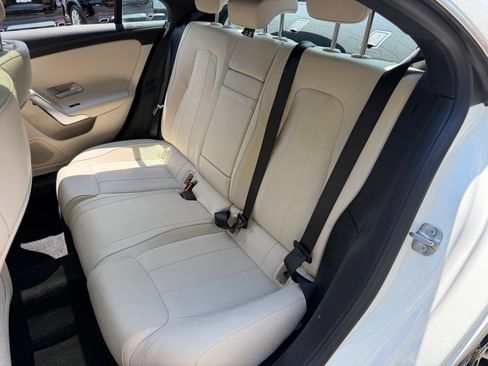 Used 2023 Mercedes-Benz CLA 250 w/ Premium Package image 33