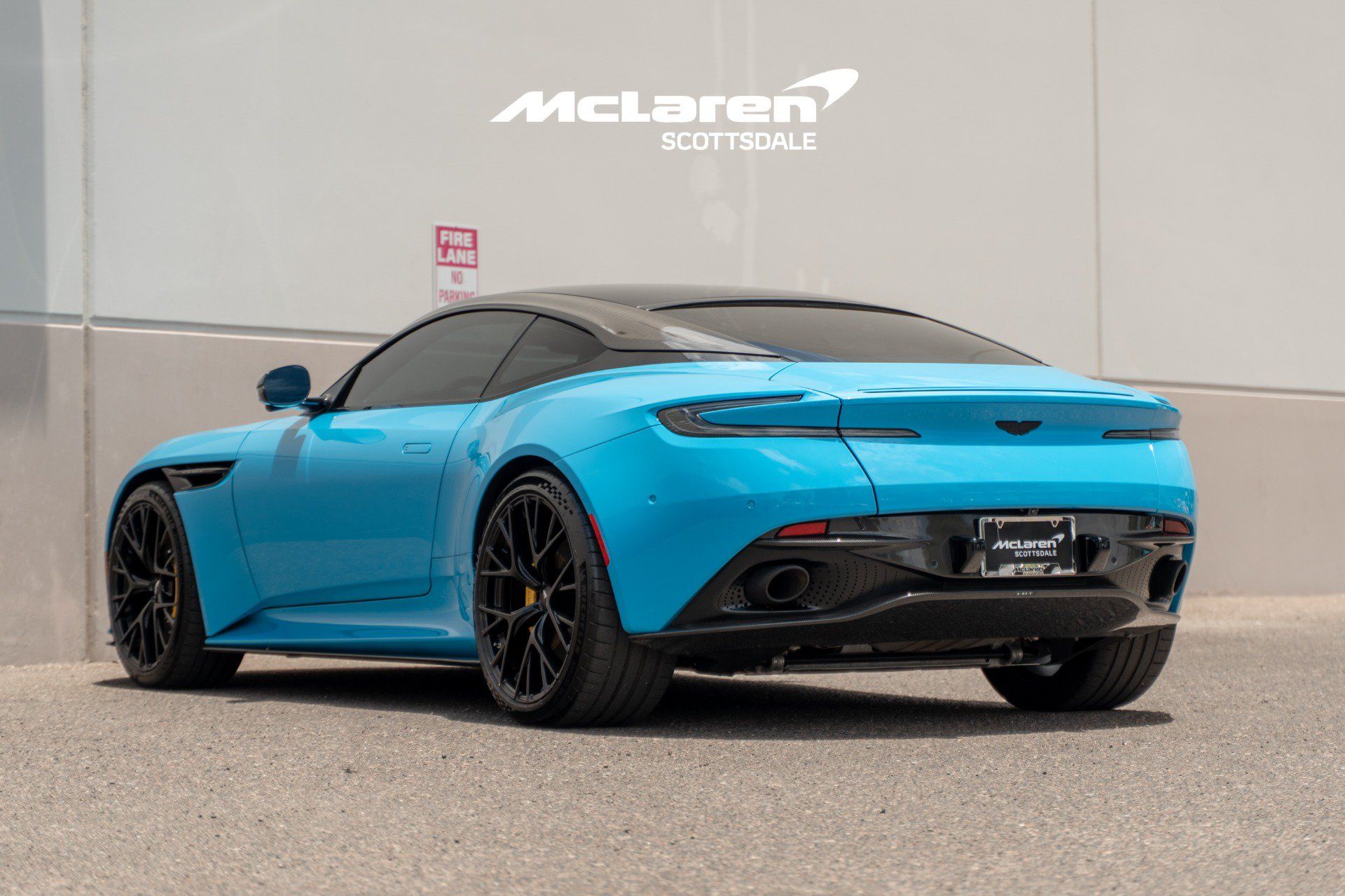 Used 2024 Aston Martin DB12 Coupe RWD image 5