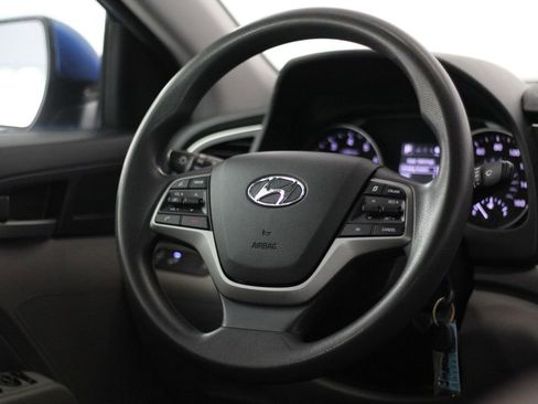 Used 2018 Hyundai Elantra SEL FWD image 11