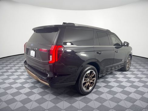 Used 2025 Ford Expedition King Ranch AWD/4WD image 9