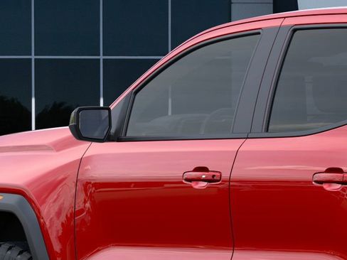 New 2026 GMC Canyon AT4 AWD/4WD image 12