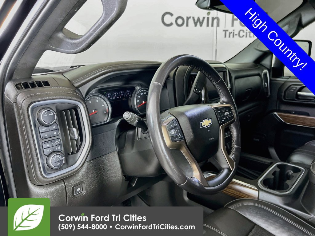 Used 2022 Chevrolet Silverado 3500 High Country w/ Safety Package II AWD/4WD image 3
