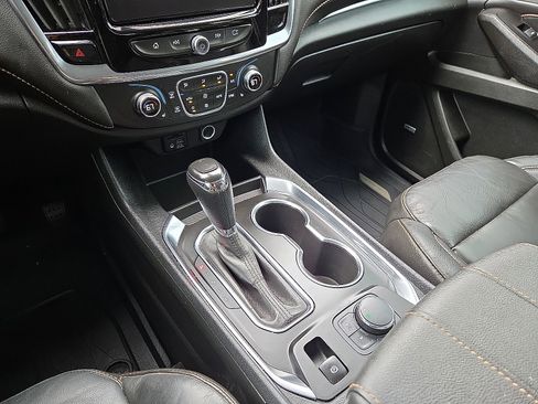 Used 2020 Chevrolet Traverse RS w/ LPO, Floor Liner Package FWD image 25