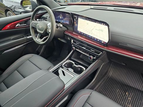 New 2026 Chevrolet Traverse Z71 w/ LPO, Floor Liner Package image 33