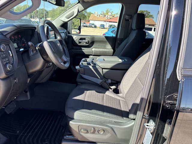 New 2026 Chevrolet Silverado 2500 Custom w/ Custom Value Package AWD/4WD image 13