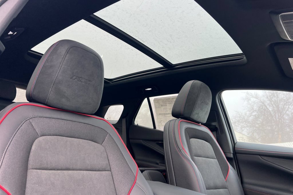 New 2026 Chevrolet Blazer EV RS AWD/4WD image 14