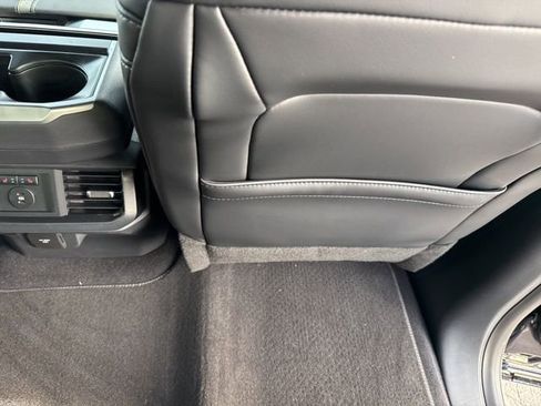 New 2026 Ford F150 Platinum w/ Equipment Group 701A Base image 34