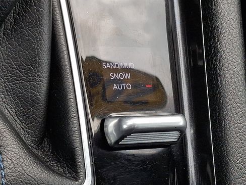 Used 2022 Jeep Compass Latitude w/ Sun and Sound Group image 26