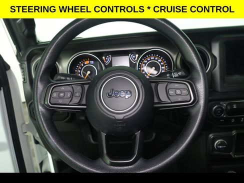 Used 2023 Jeep Wrangler Unlimited Sport AWD/4WD image 2