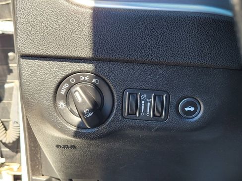 Used 2022 Dodge Charger R/T w/ Blacktop Package image 28