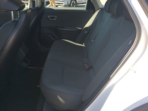 Certified 2025 Kia K4 LX image 11