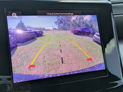 New 2025 Jeep Grand Cherokee Altitude image 19