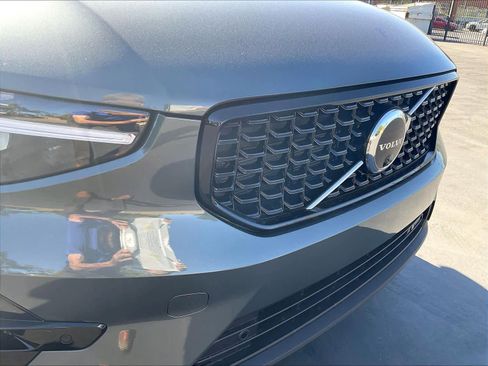 New 2026 Volvo XC40 B5 Plus w/ Protection Package Premier image 33