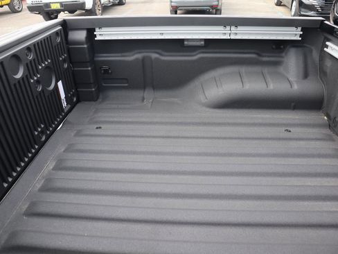 New 2026 Nissan Frontier SV w/ SV Convenience Package image 11