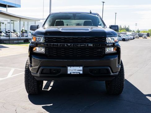 Used 2019 Chevrolet Silverado 1500 Custom w/ Custom Value Package AWD/4WD image 6