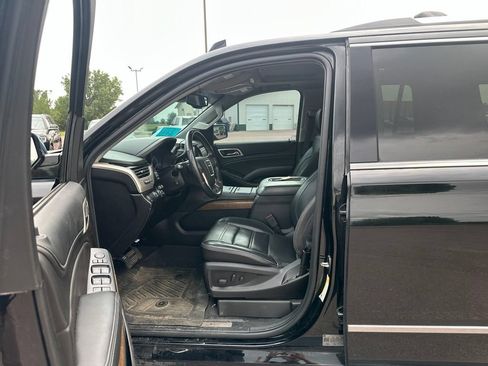 Used 2019 GMC Yukon Denali w/ Denali Ultimate Package AWD/4WD image 10