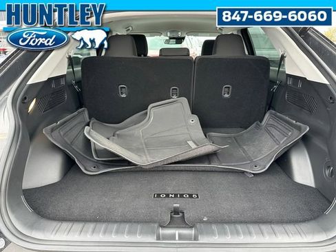 Used 2024 Hyundai Ioniq 5 SEL image 11