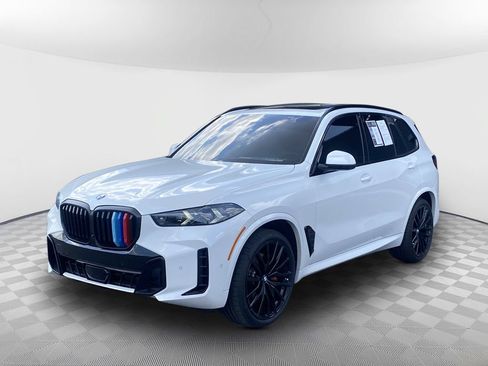 Used 2024 BMW X5 xDrive40i w/ M Sport Package AWD/4WD image 4