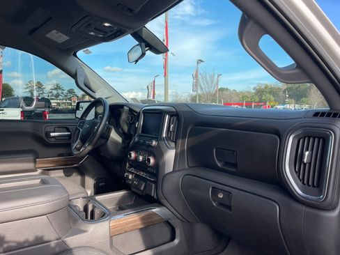 Used 2022 Chevrolet Silverado 1500 RST image 30