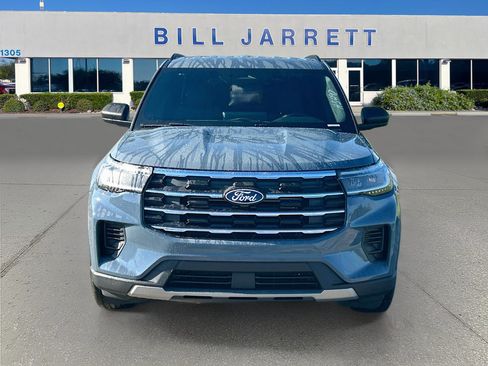 New 2027 Ford Explorer Active RWD image 2