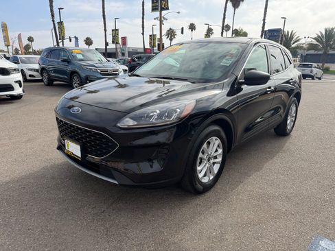 Used 2022 Ford Escape SE FWD image 7
