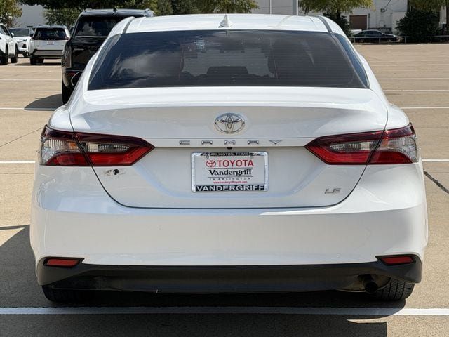 Used 2023 Toyota Camry LE FWD image 5