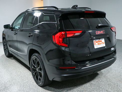 Used 2020 GMC Terrain SLT w/ Preferred Package FWD image 9