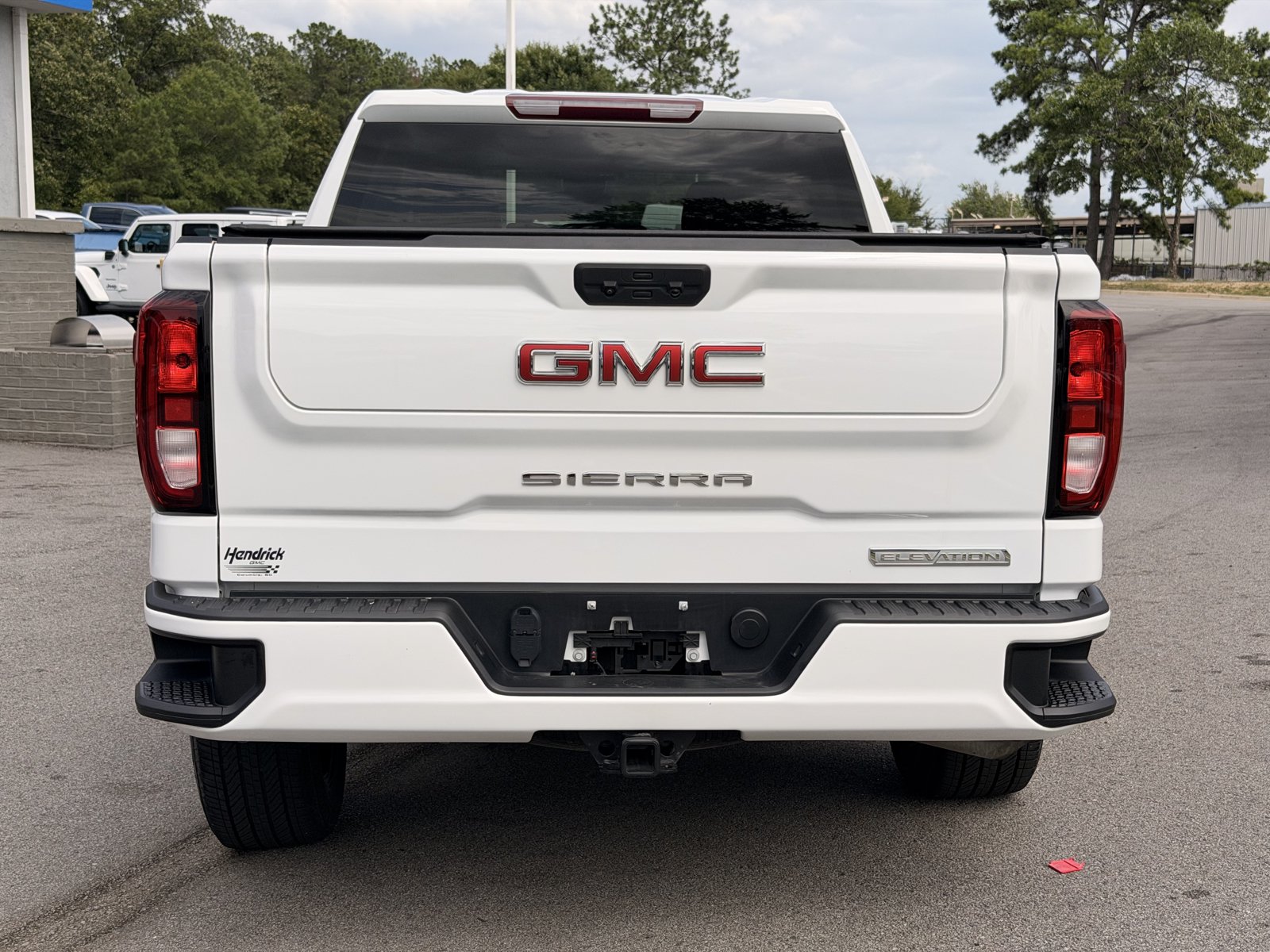 Used 2024 GMC Sierra 1500 Elevation AWD/4WD image 11