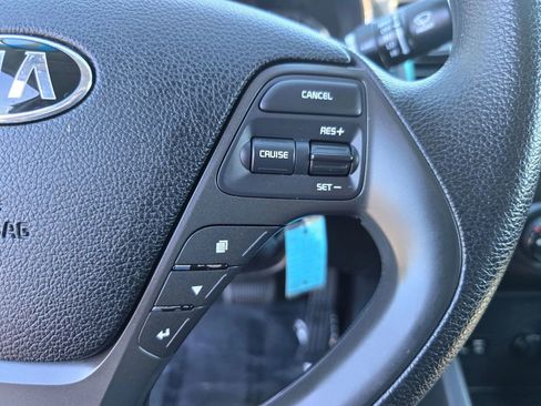 Used 2018 Kia Forte LX w/ LX Rear Camera Package image 18