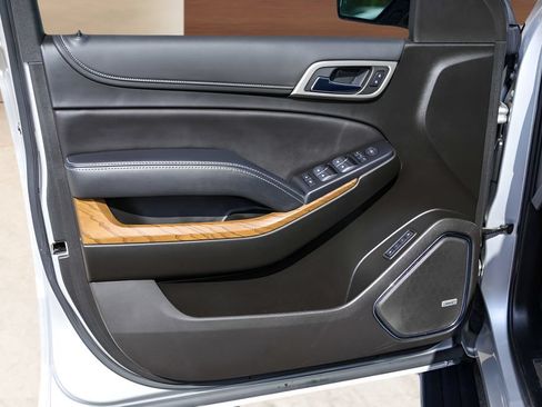 Used 2020 GMC Yukon Denali w/ Denali Ultimate Package RWD image 23