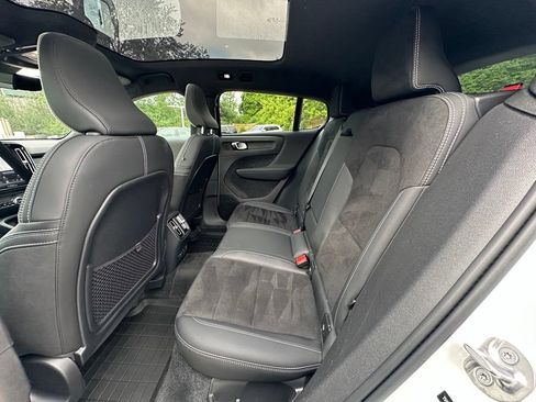 Used 2023 Volvo C40 P8 Recharge Ultimate w/ Protection Package Premier AWD/4WD image 19