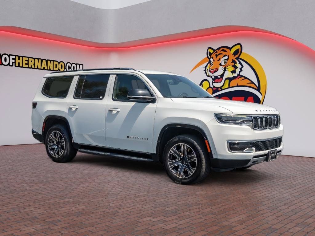 Used 2024 Jeep Wagoneer Series II AWD/4WD image 3