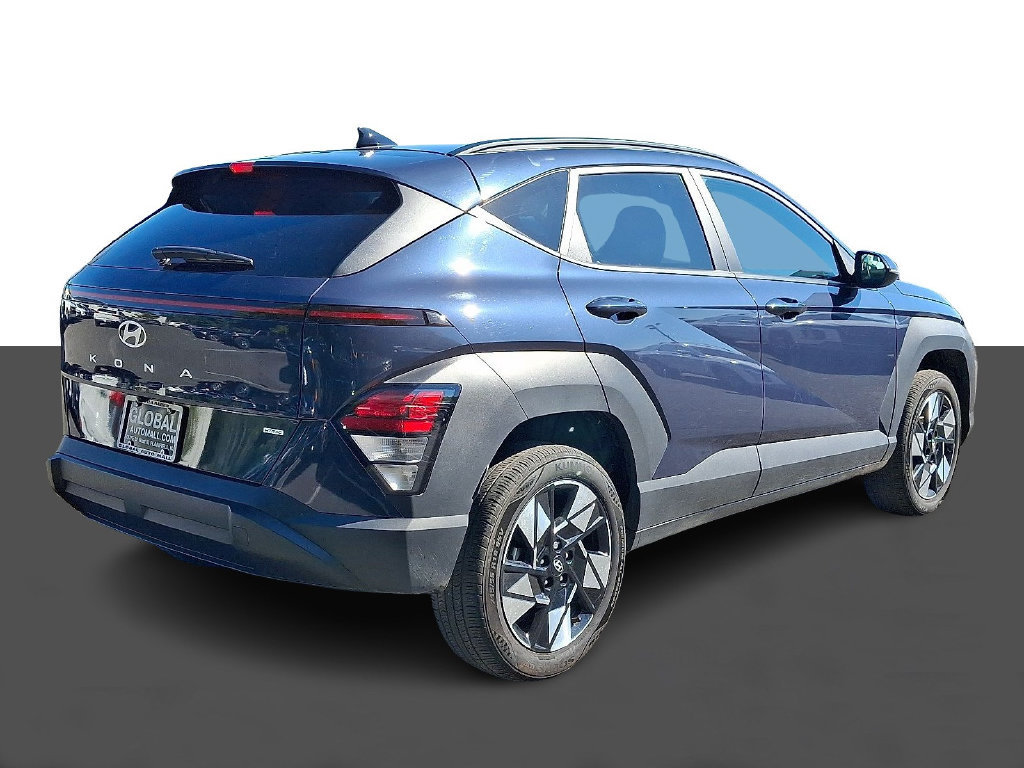 Used 2024 Hyundai Kona SEL AWD/4WD image 7