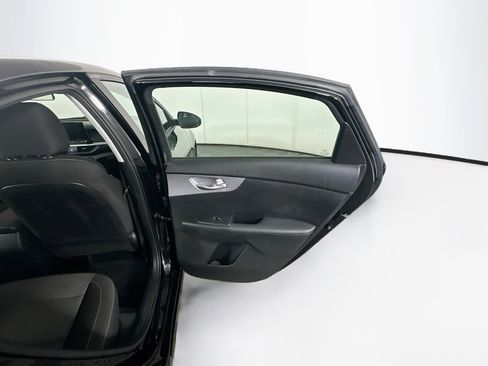 Used 2024 Kia Forte LXS FWD image 27