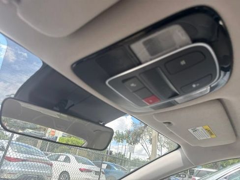 Used 2025 Hyundai Sonata SE FWD image 10