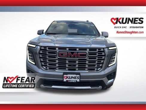 Used 2025 GMC Yukon XL Denali image 5