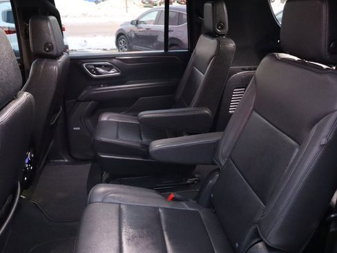 Used 2023 Chevrolet Suburban Z71 image 22