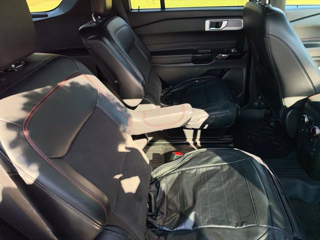 Used 2023 Ford Explorer ST-Line w/ Class IV Trailer Tow Package AWD/4WD image 22