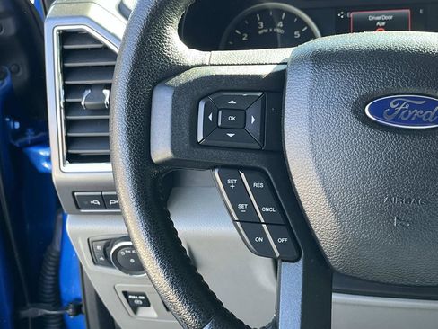 Used 2015 Ford F150 XLT w/ Equipment Group 302A Luxury image 29