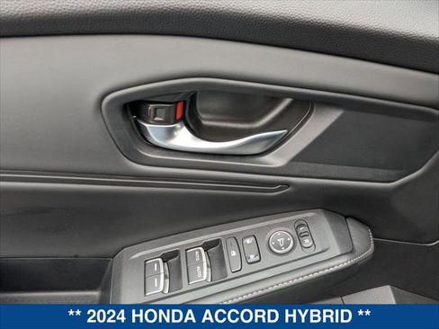 Used 2024 Honda Accord Sport image 11