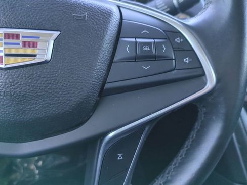 Used 2017 Cadillac XT5 Luxury w/ Driver Awareness Package image 31