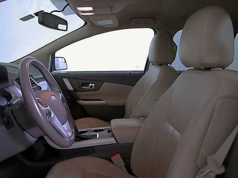 Used 2014 Ford Edge SEL w/ Equipment Group 205A image 22