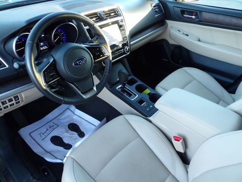 Used 2019 Subaru Outback 2.5i Limited w/ Popular Package #2 image 14