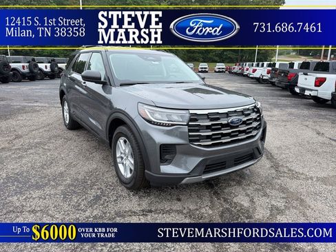 New 2026 Ford Explorer Active RWD image 8