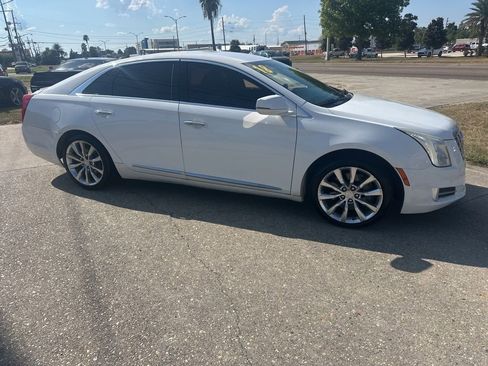 Used 2016 Cadillac XTS Luxury image 4
