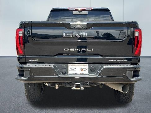 Used 2024 GMC Sierra 3500 Denali Ultimate image 4