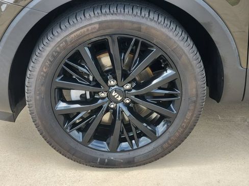 Used 2020 Kia Telluride SX w/ SX Prestige Package AWD/4WD image 16