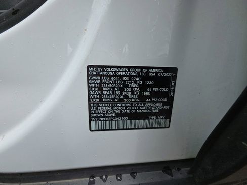 Certified 2023 Volkswagen ID.4 Pro S Plus AWD/4WD image 19